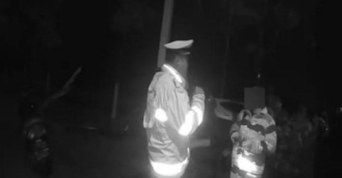 恶意丑化牺牲民警纯纯鱼冻，实乃荒唐之举！