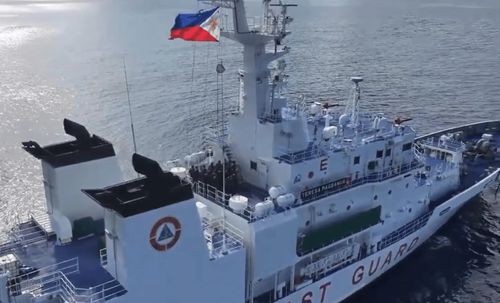 关于菲律宾方要求其立即撤走非法滞留船只的问题及其解决策略