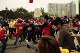 河南成都球迷赛前爆发群殴事件的深度调查
