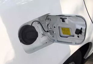 小汽车油箱的容量与加油量