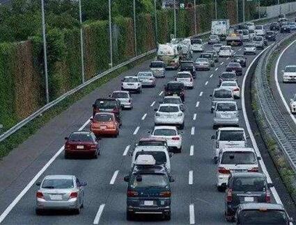 日本汽车上高速公路的费用解析