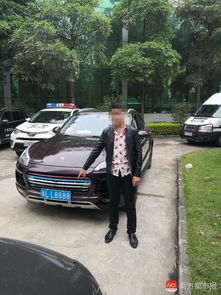 男子驾驶无牌照保时捷在加油站加油后逃单的案件详情