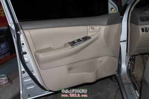 汽车后座音响维修费用解析