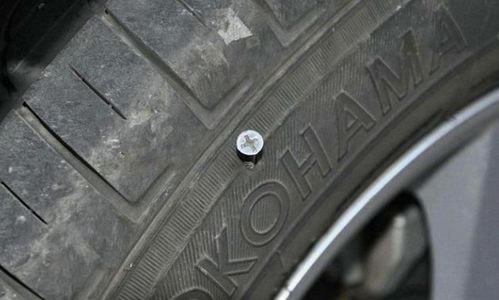 汽车前后轮胎之间的标准距离与安全考量