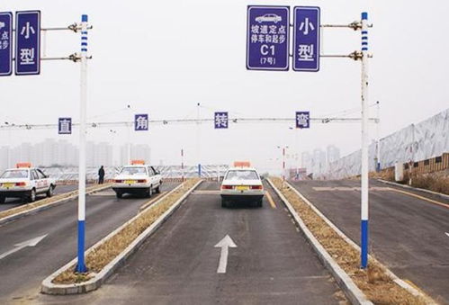 汽车坡道找平层厚度的重要性与选择