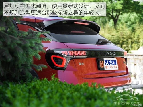 汽车个性化装饰新潮流—探索汽车个性龙字贴膜的价格与选择