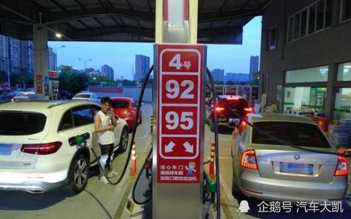 汽车油变黄色还能跑多少