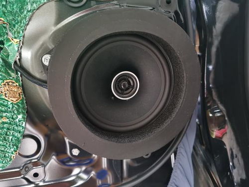汽车音响的音量是多少瓦？