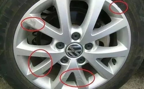 汽车23寸轮毂的价格分析与选购指南