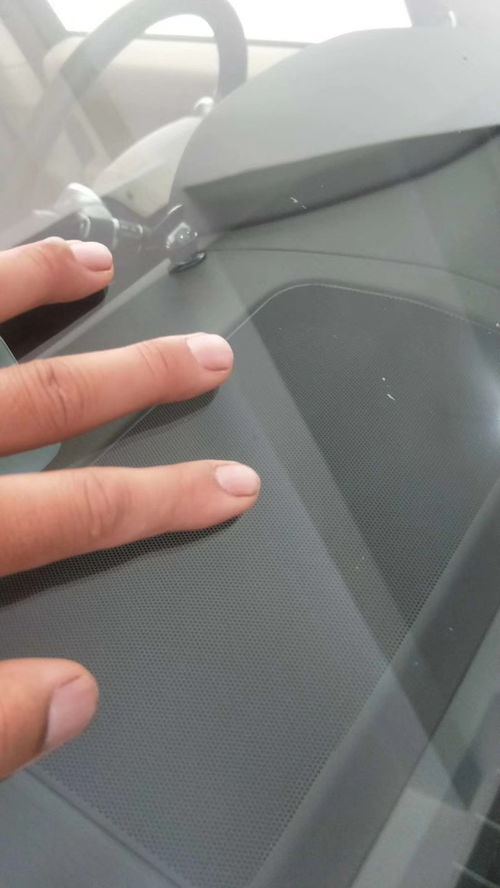 重庆修护汽车玻璃的费用与选择