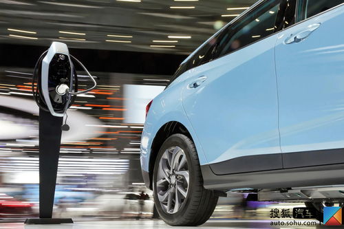 聚焦中国新能源车市场，中华汽车V3的价格与性能解析