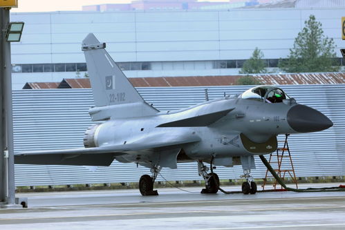 防空升级，中国空军的全新利器—歼-10CE