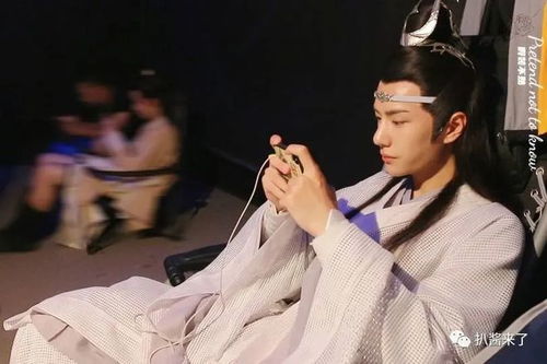 赵丽颖新恋情疑似曝光，公众圈外的神秘故事