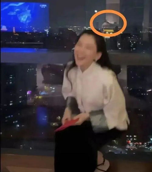独家揭秘杨坤疑似恋情曝光！娱乐圈中的复杂关系网