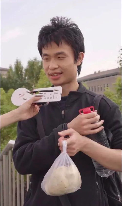 媒体，该让韦神吃口安静饭